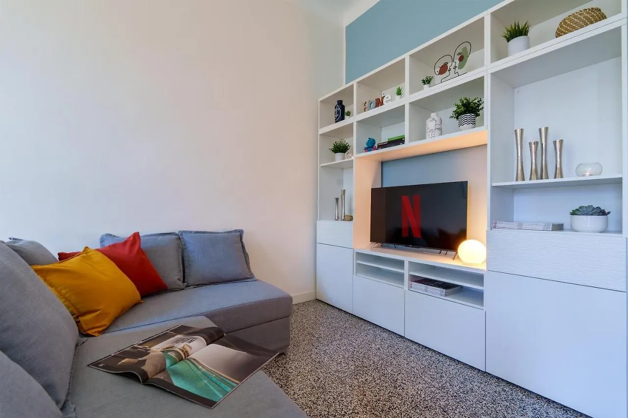 Duomo/Navigli Casa Elegante In Zona Tortona Apartment Milan 0*,  Italy